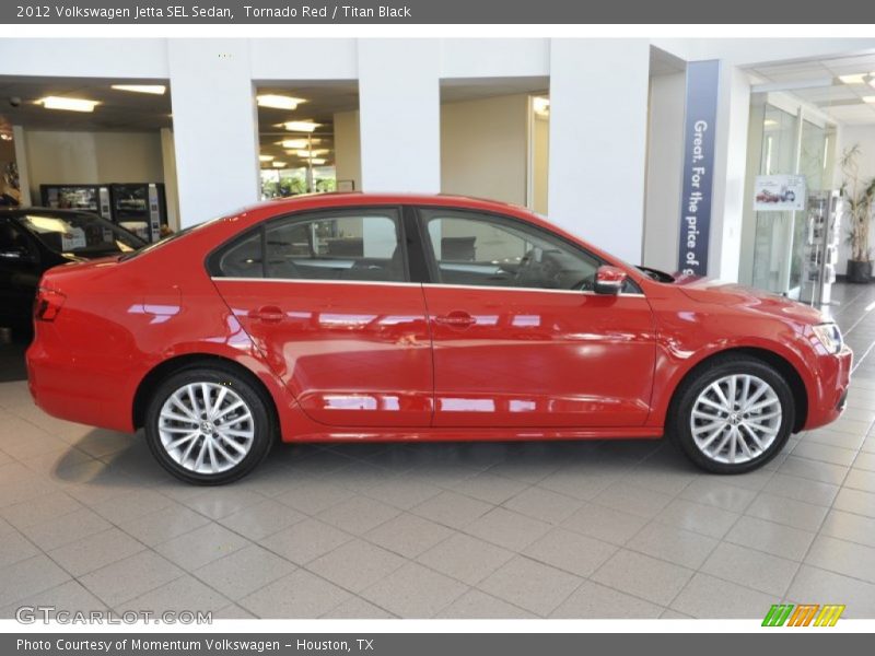 Tornado Red / Titan Black 2012 Volkswagen Jetta SEL Sedan