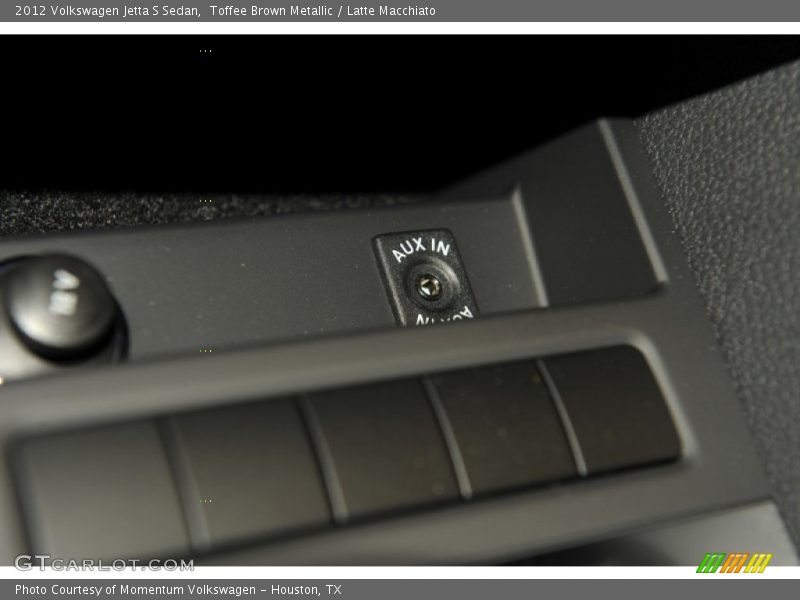 Toffee Brown Metallic / Latte Macchiato 2012 Volkswagen Jetta S Sedan