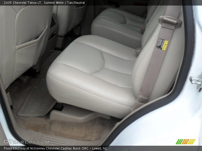 Summit White / Tan/Neutral 2005 Chevrolet Tahoe LT