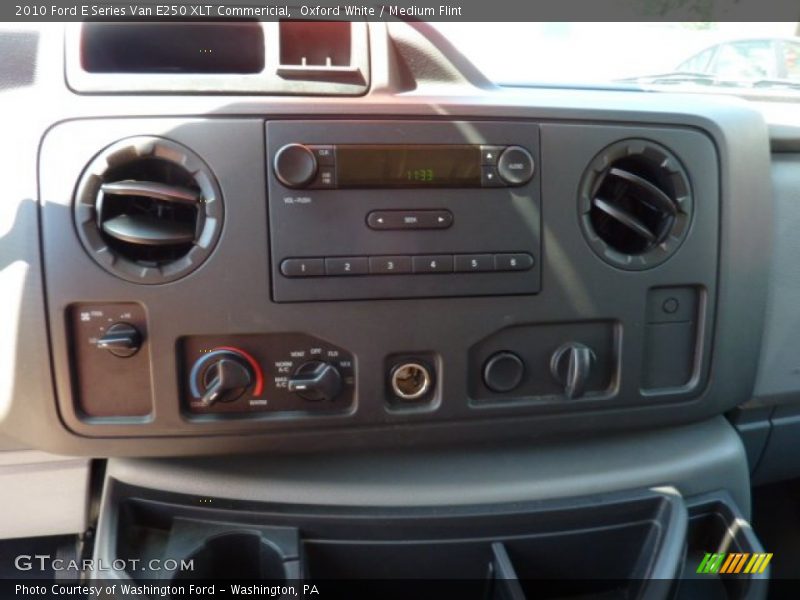 Oxford White / Medium Flint 2010 Ford E Series Van E250 XLT Commericial