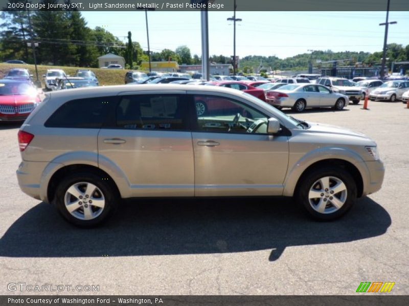 Light Sandstone Metallic / Pastel Pebble Beige 2009 Dodge Journey SXT