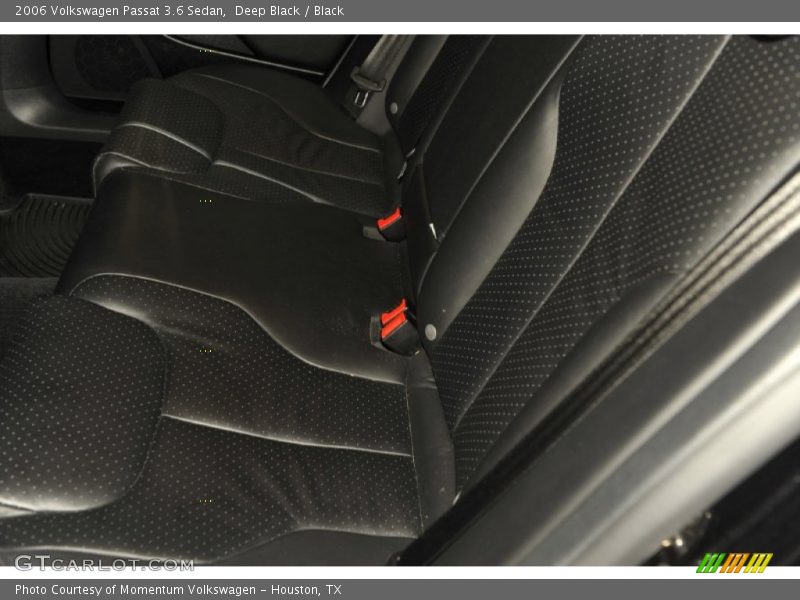 Deep Black / Black 2006 Volkswagen Passat 3.6 Sedan