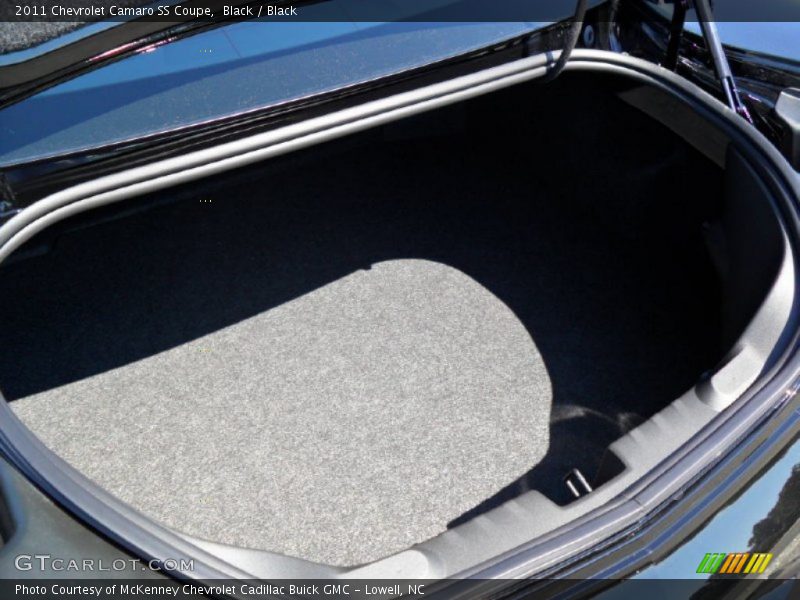 2011 Camaro SS Coupe Trunk