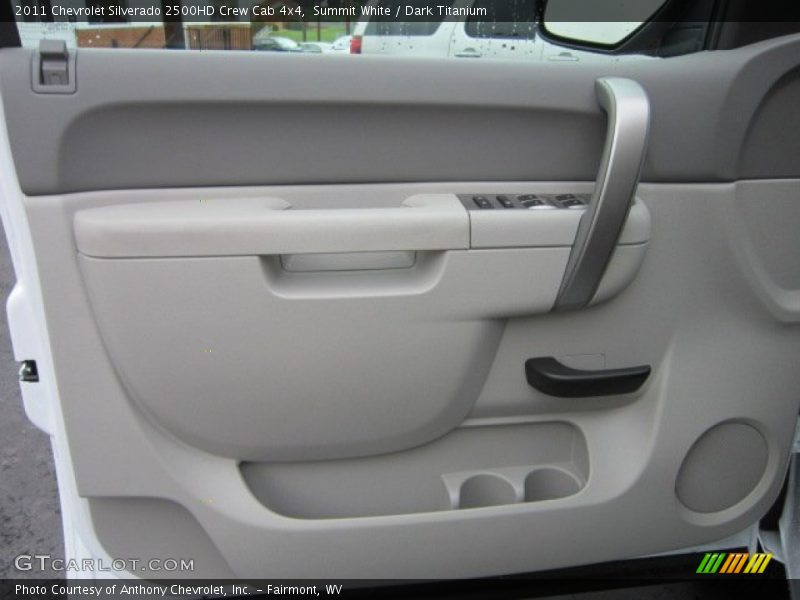 Summit White / Dark Titanium 2011 Chevrolet Silverado 2500HD Crew Cab 4x4