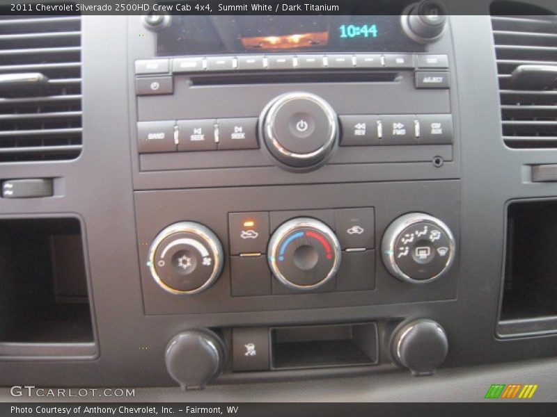 Summit White / Dark Titanium 2011 Chevrolet Silverado 2500HD Crew Cab 4x4
