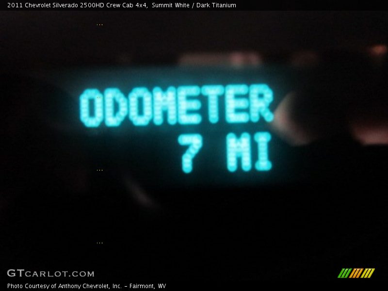 Summit White / Dark Titanium 2011 Chevrolet Silverado 2500HD Crew Cab 4x4