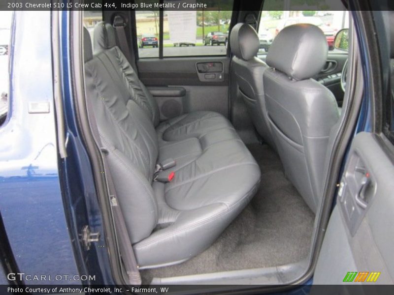 Indigo Blue Metallic / Graphite 2003 Chevrolet S10 LS Crew Cab 4x4