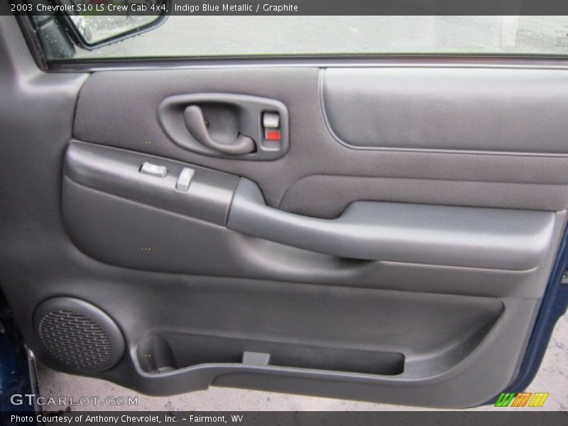 Indigo Blue Metallic / Graphite 2003 Chevrolet S10 LS Crew Cab 4x4