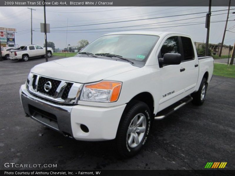 Blizzard White / Charcoal 2009 Nissan Titan SE Crew Cab 4x4