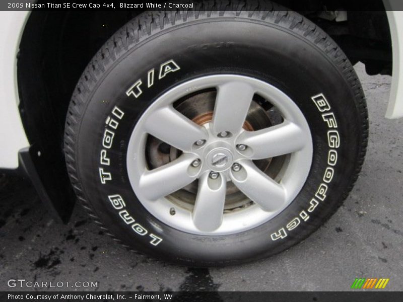 Blizzard White / Charcoal 2009 Nissan Titan SE Crew Cab 4x4