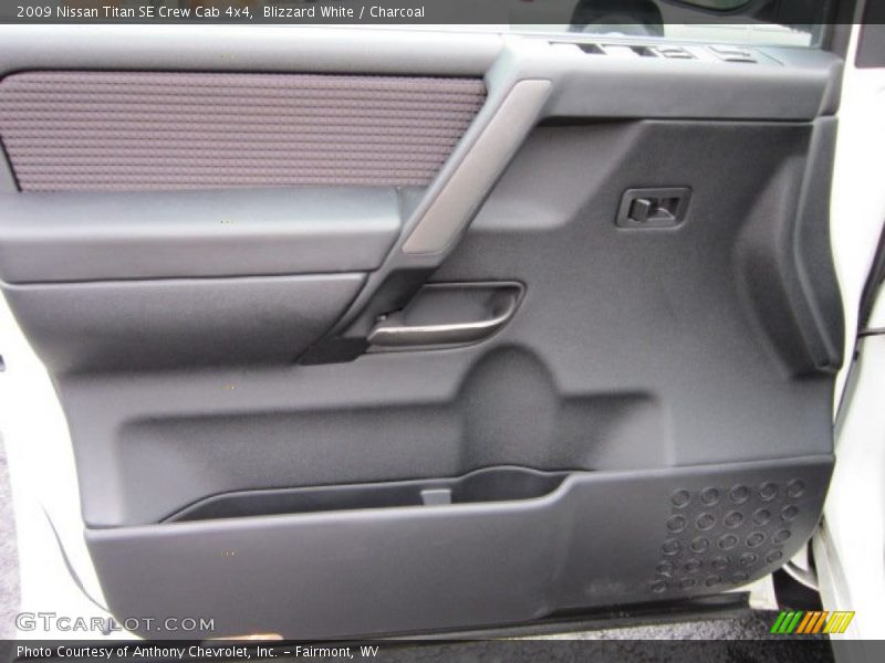 Blizzard White / Charcoal 2009 Nissan Titan SE Crew Cab 4x4