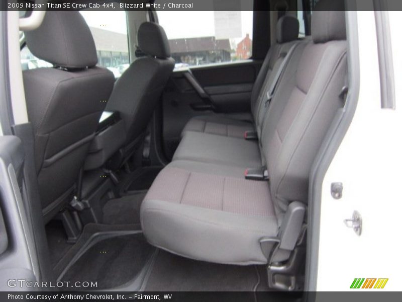 Blizzard White / Charcoal 2009 Nissan Titan SE Crew Cab 4x4