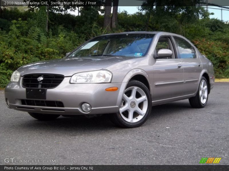 Sterling Mist Metallic / Frost 2000 Nissan Maxima GXE
