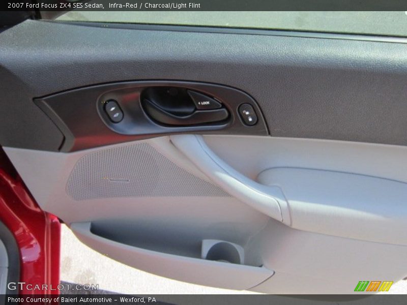 Infra-Red / Charcoal/Light Flint 2007 Ford Focus ZX4 SES Sedan