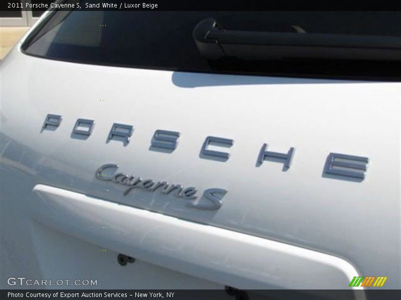 Sand White / Luxor Beige 2011 Porsche Cayenne S