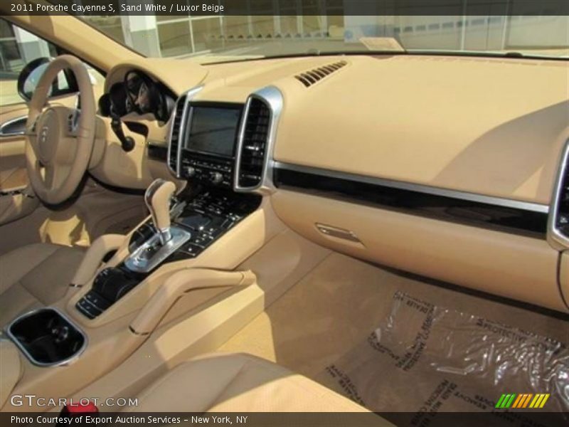Sand White / Luxor Beige 2011 Porsche Cayenne S