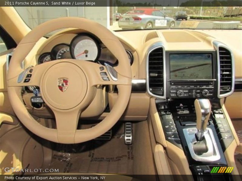 Sand White / Luxor Beige 2011 Porsche Cayenne S