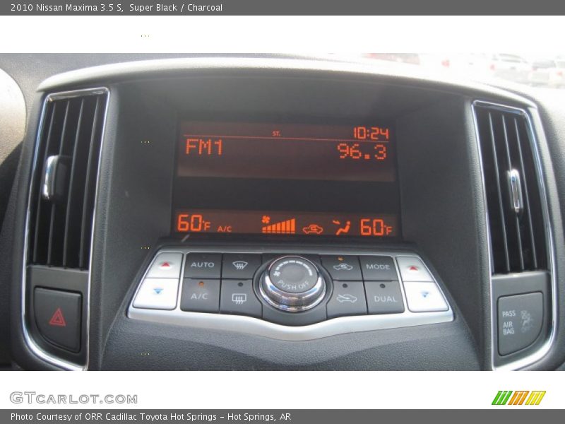 Super Black / Charcoal 2010 Nissan Maxima 3.5 S