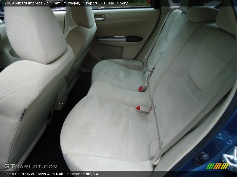 Newport Blue Pearl / Ivory 2009 Subaru Impreza 2.5i Premium Wagon