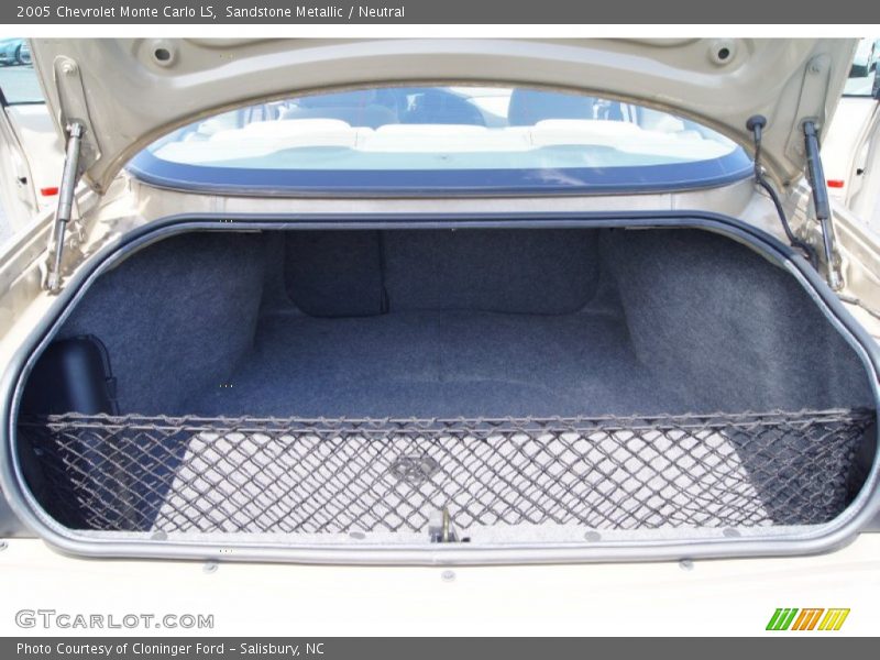 Sandstone Metallic / Neutral 2005 Chevrolet Monte Carlo LS