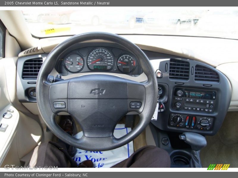 Sandstone Metallic / Neutral 2005 Chevrolet Monte Carlo LS