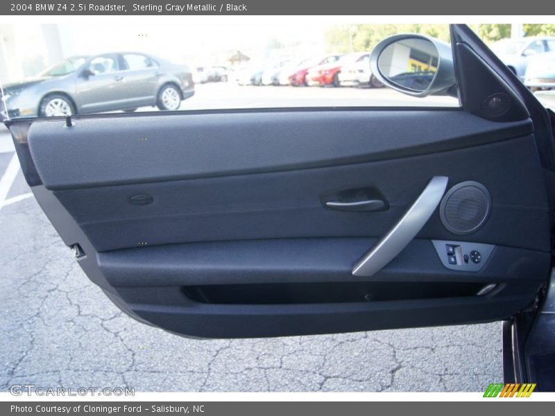 Sterling Gray Metallic / Black 2004 BMW Z4 2.5i Roadster