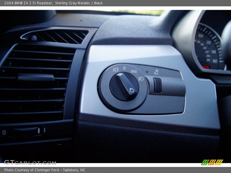 Sterling Gray Metallic / Black 2004 BMW Z4 2.5i Roadster