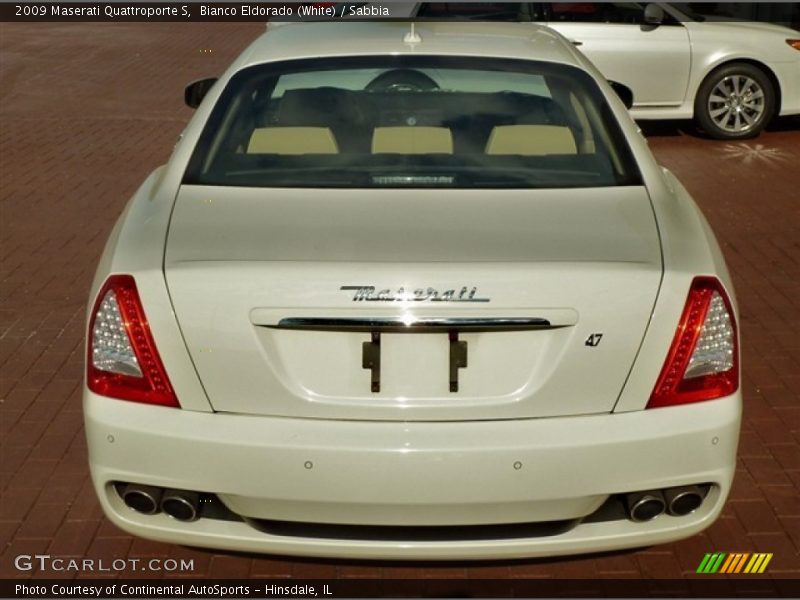 Bianco Eldorado (White) / Sabbia 2009 Maserati Quattroporte S