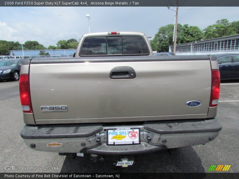 Arizona Beige Metallic / Tan 2006 Ford F350 Super Duty XLT SuperCab 4x4