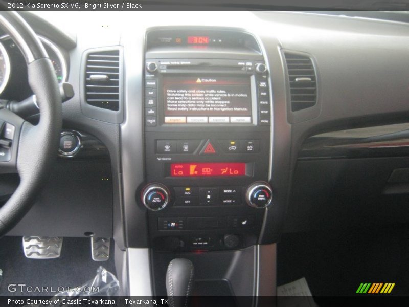 Bright Silver / Black 2012 Kia Sorento SX V6