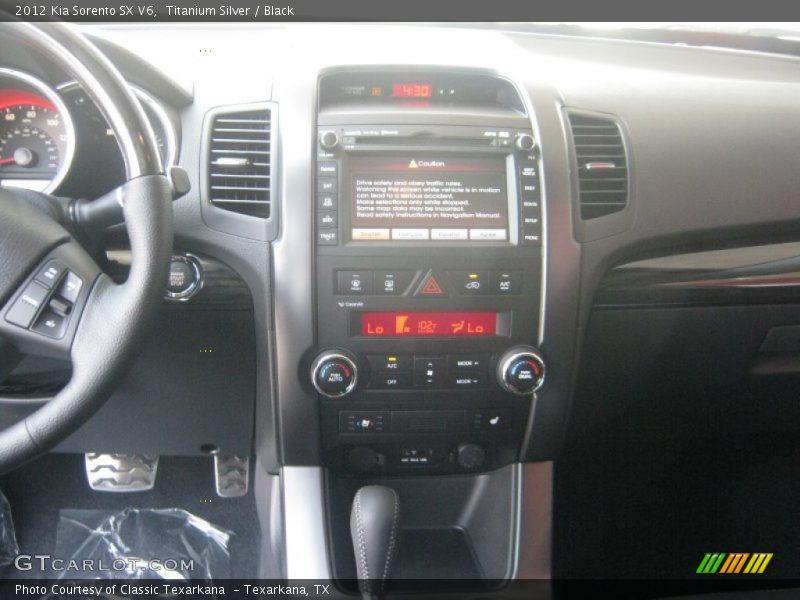 Titanium Silver / Black 2012 Kia Sorento SX V6