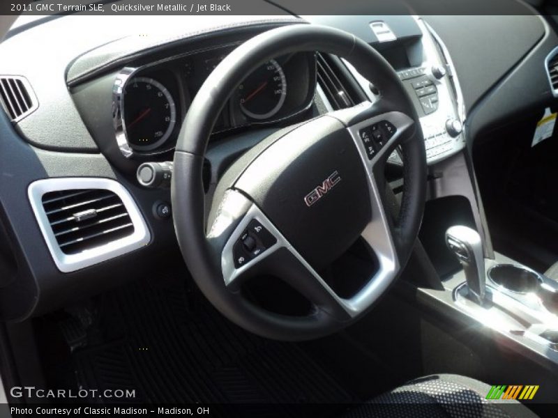 Quicksilver Metallic / Jet Black 2011 GMC Terrain SLE