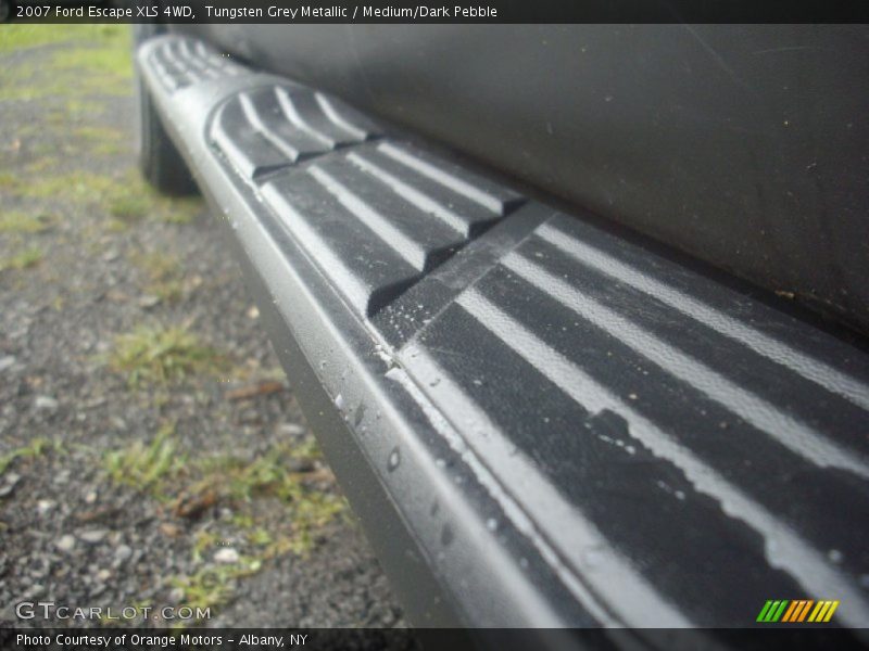 Tungsten Grey Metallic / Medium/Dark Pebble 2007 Ford Escape XLS 4WD