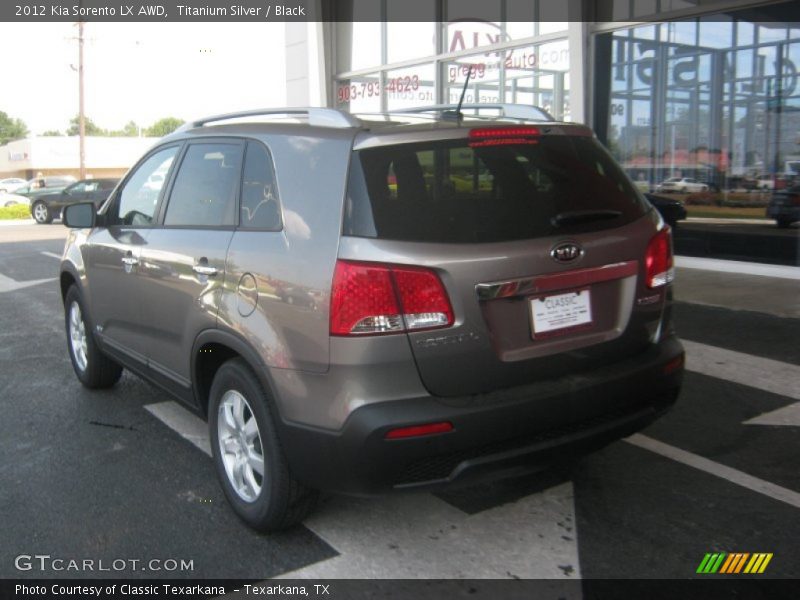 Titanium Silver / Black 2012 Kia Sorento LX AWD