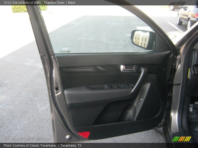 Door Panel of 2012 Sorento LX AWD