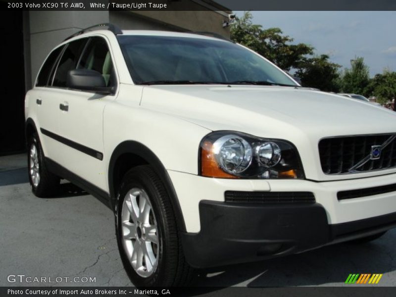 White / Taupe/Light Taupe 2003 Volvo XC90 T6 AWD