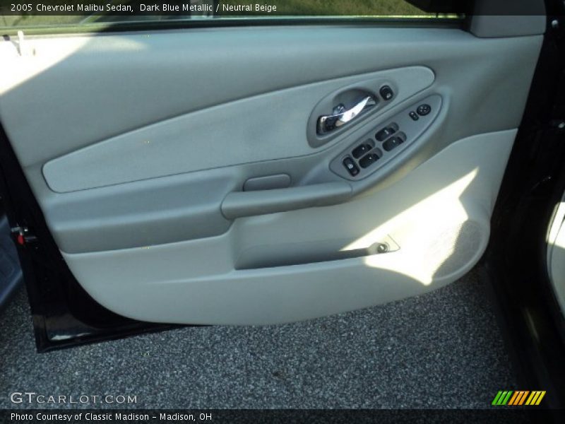 Dark Blue Metallic / Neutral Beige 2005 Chevrolet Malibu Sedan