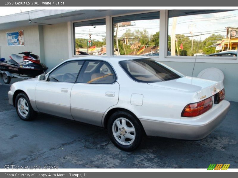 White / Beige 1993 Lexus ES 300
