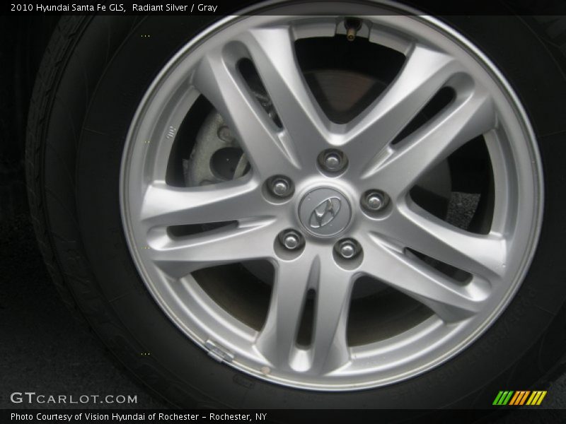Radiant Silver / Gray 2010 Hyundai Santa Fe GLS