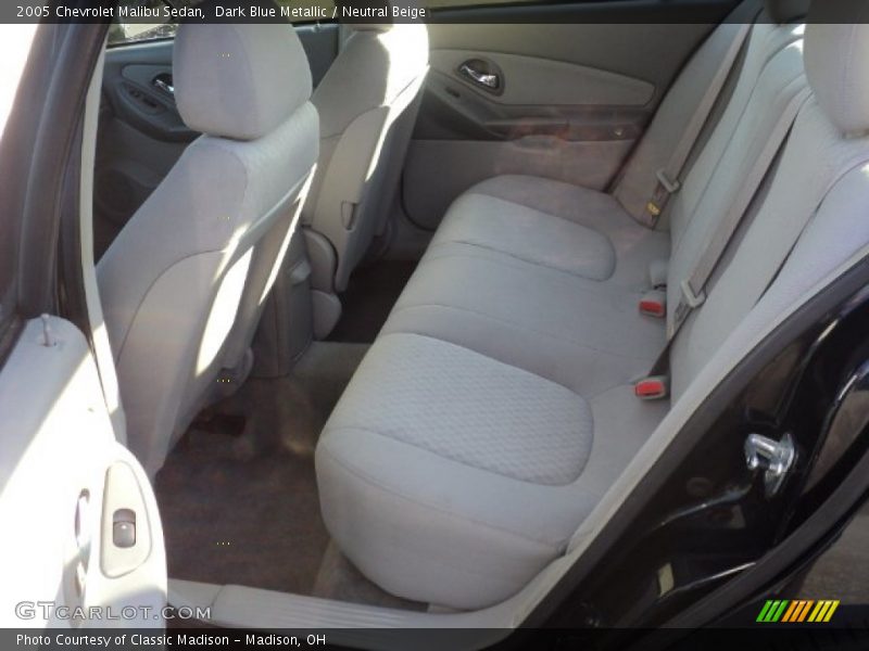 Dark Blue Metallic / Neutral Beige 2005 Chevrolet Malibu Sedan