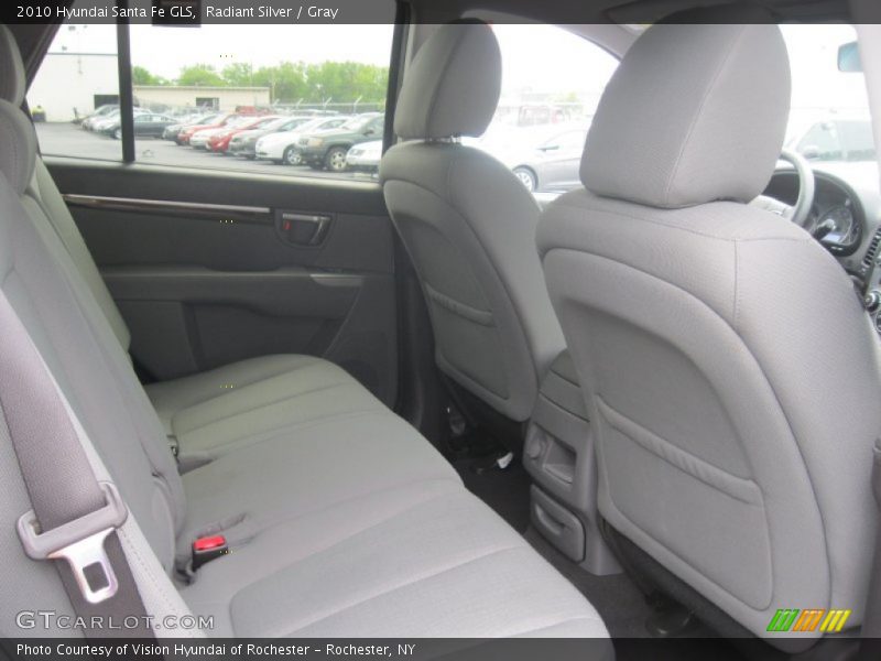 Radiant Silver / Gray 2010 Hyundai Santa Fe GLS