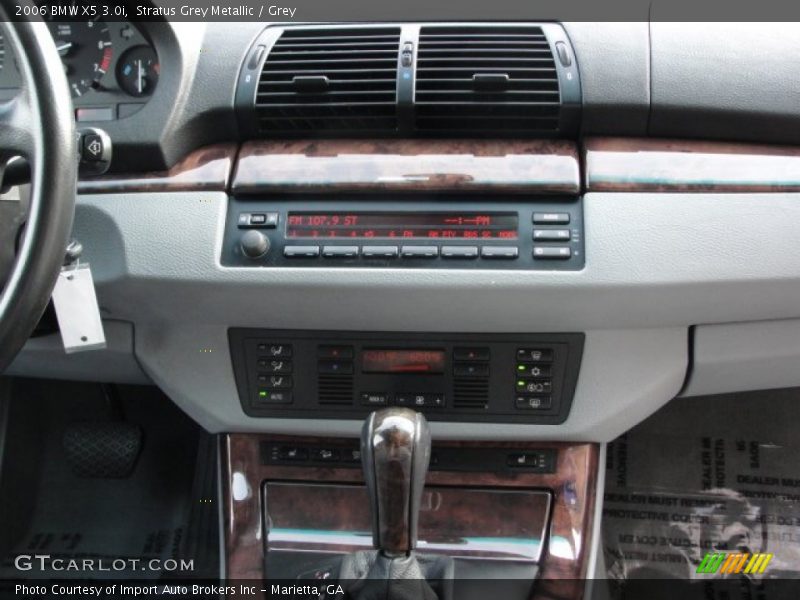 Stratus Grey Metallic / Grey 2006 BMW X5 3.0i