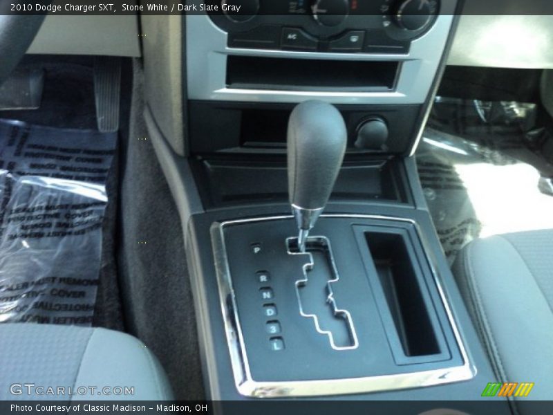 Stone White / Dark Slate Gray 2010 Dodge Charger SXT