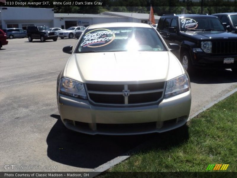 White Gold / Dark Slate Gray 2010 Dodge Avenger SXT