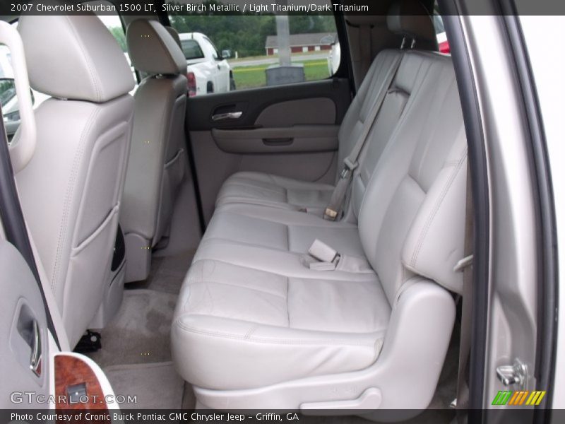  2007 Suburban 1500 LT Light Titanium/Dark Titanium Interior
