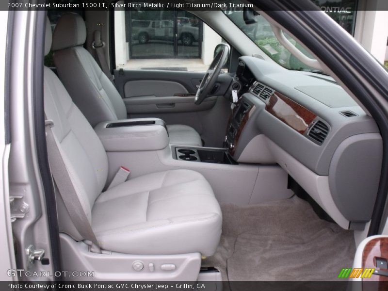  2007 Suburban 1500 LT Light Titanium/Dark Titanium Interior