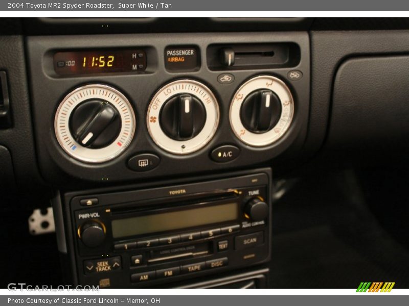 Super White / Tan 2004 Toyota MR2 Spyder Roadster