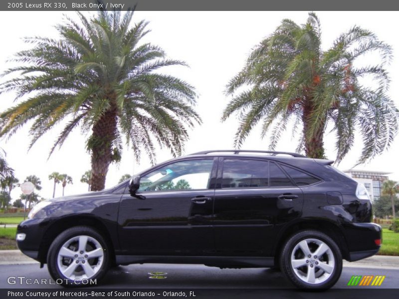 Black Onyx / Ivory 2005 Lexus RX 330