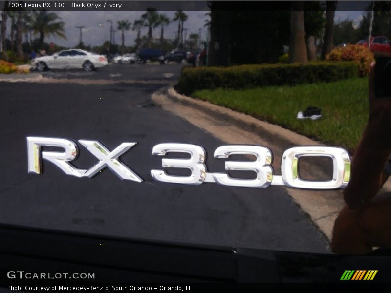 Black Onyx / Ivory 2005 Lexus RX 330