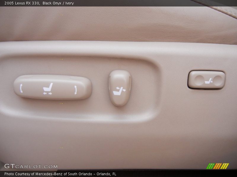 Black Onyx / Ivory 2005 Lexus RX 330